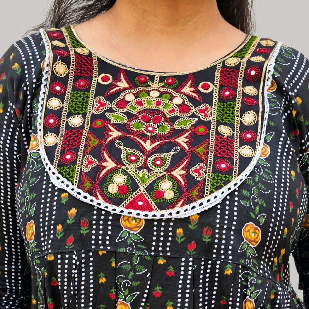 Chunri Print Kurti with Embroidery Work